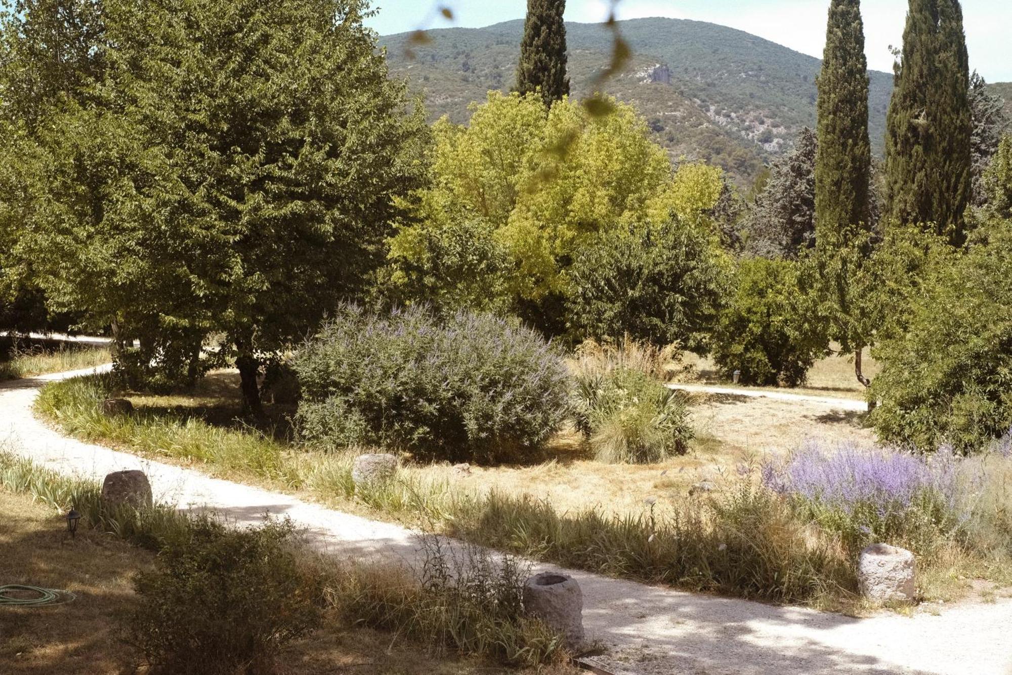 Le Galinier Lourmarin, A Beaumier Guesthouse Δωμάτιο φωτογραφία